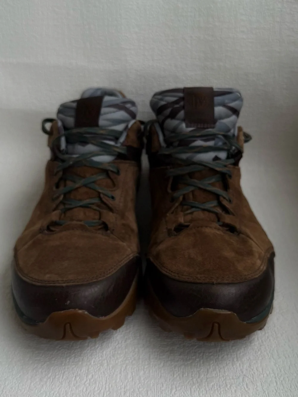 Merrell Men’s 12 Chocolate Brown Suede Waterproof Hiking Shoes J32173